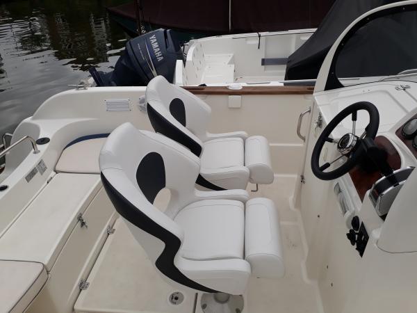 Yacht BOOT Neu Designen - Beziehen - Gestalten